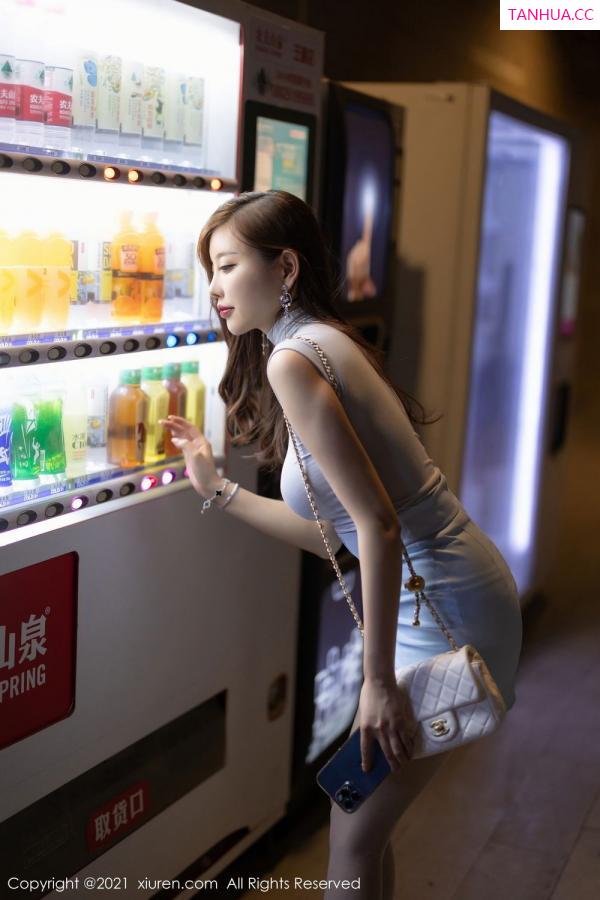 杨晨晨 sugar小甜心CC [XiuRen]高清写真图 2021.06.08 No.3520 杨晨晨Yome第10张图片